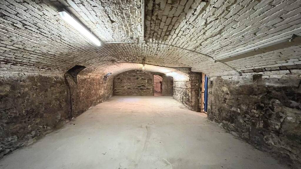 Lagerhalle zur Miete 3 € 66,7 m² Lagerfläche Märzstraße Top1 11 Wien 1150