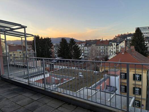 Wohnung zur Miete 703 € 2,5 Zimmer 65,5 m² 6. Geschoss Jakomini Graz 8010