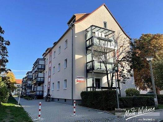 Wohnung zur Miete 330 € 2 Zimmer 40,5 m² frei ab 01.02.2026 Klepziger Str. 14 Freiimfelde Halle 06112