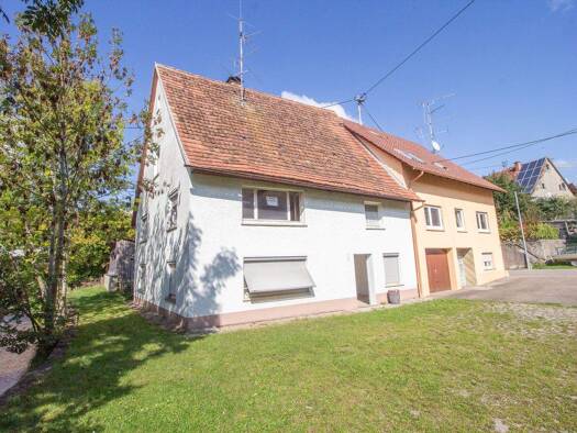 Haus zum Kauf 159.000 € 8 Zimmer 214 m² 614 m² Grundstück Blochingen Mengen 88512