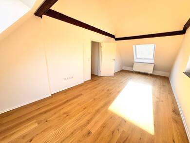 Terrassenwohnung zum Kauf provisionsfrei 279.000 € 5 Zimmer 75 m² Dachgeschoss, 2. Geschoss frei ab sofort Jos.-Otto-Kolb-Straße 15 Ebermannstadt Ebermannstadt 91320