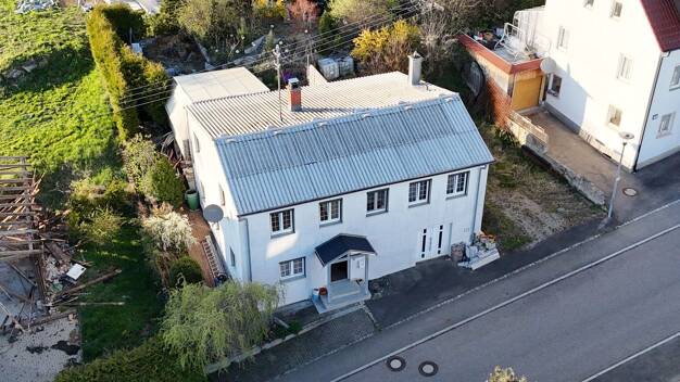 Mehrfamilienhaus zum Kauf 299.900 € 6 Zimmer 185,7 m² 561 m² Grundstück frei ab sofort Im Schecken 7 Talheim 78607