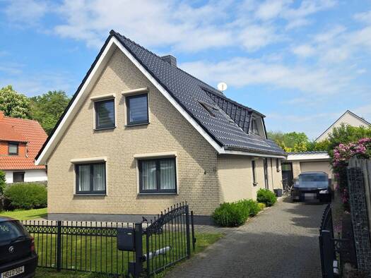 Einfamilienhaus zur Miete 1.980 € 5,5 Zimmer 188 m² 970 m² Grundstück frei ab sofort Posthauser Straße 6 Osterholz Ost 28307
