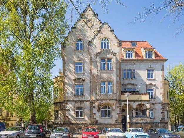 Wohnung zur Miete 601 € 2 Zimmer 57,2 m² frei ab 31.08.2026 Hettnerstraße 4 Südvorstadt-West Ortsamtsbereich Plauen 01069