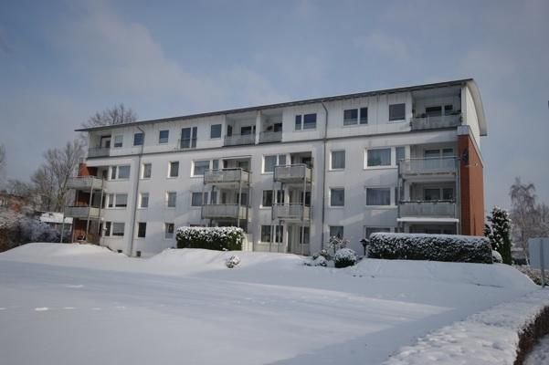 Wohnung zur Miete 779 € 2 Zimmer 64,5 m²<br/>Wohnfläche 3.<br/>Geschoss 01.12.2024<br/>Verfügbarkeit Eidelstedt Hamburg 22523