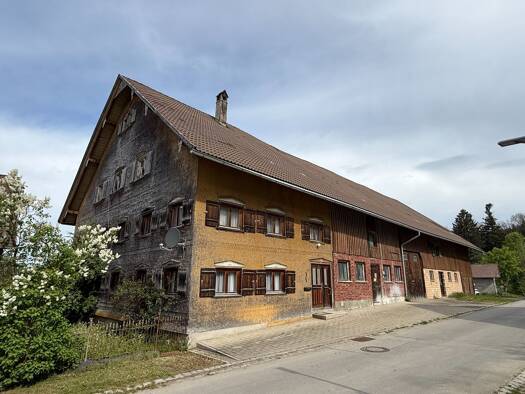 Bauernhaus zum Kauf 550.000 € 9 Zimmer 224 m² 2.000 m² Grundstück Rohrdorf Isny im Allgäu 88316