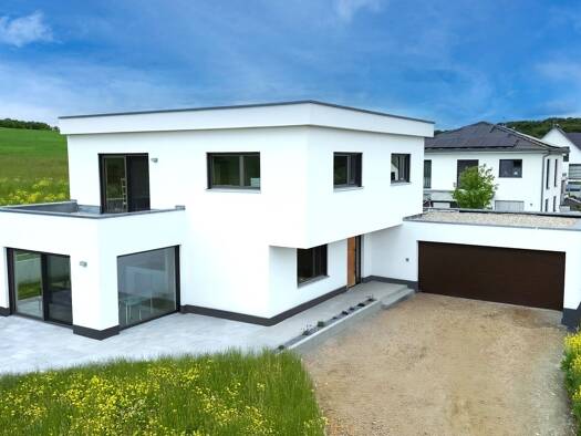 Villa zum Kauf 690.000 € 5 Zimmer 179 m² 973 m² Grundstück frei ab 01.10.2026 Tiefenthal Erlenbach b.Marktheidenfeld 97837