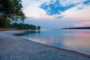 Land-/Forstwirtschaft zum Kauf Porec center