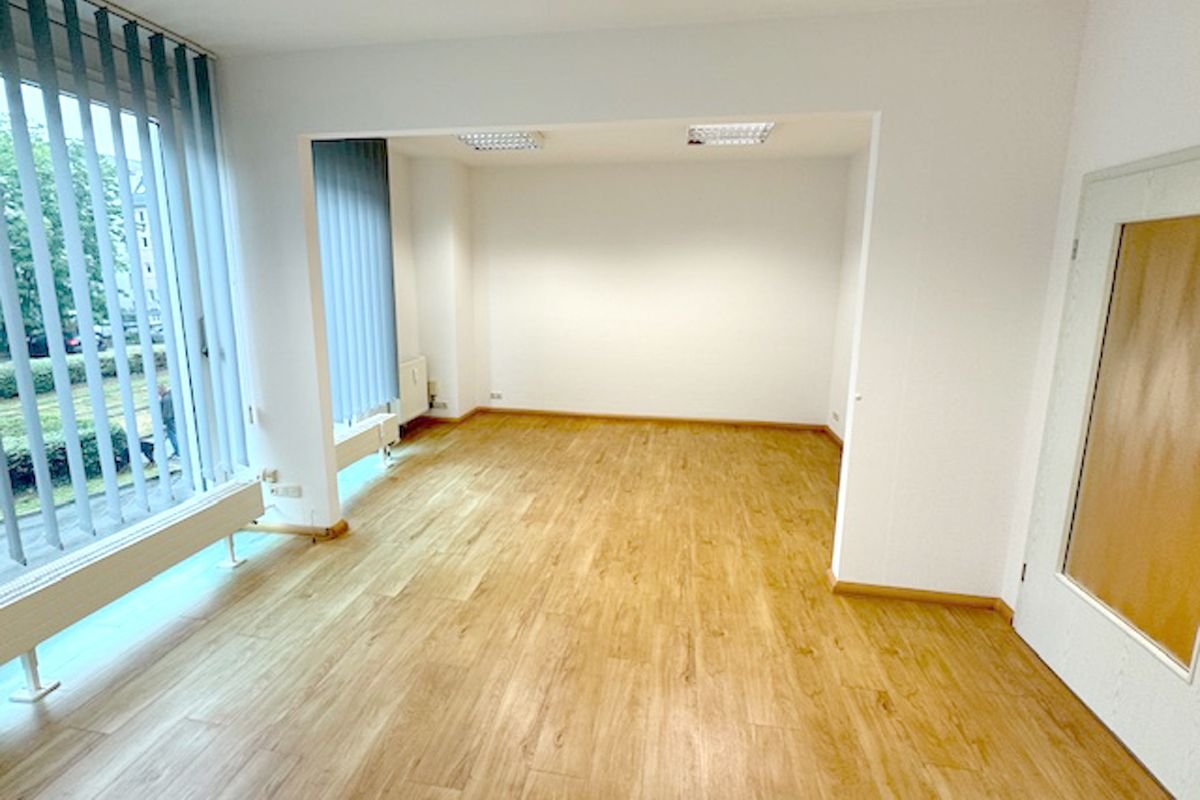 Bürofläche zur Miete 5,90 € 5 Zimmer 95 m²<br/>Bürofläche Sorge 44 Altstadt Gera 07545