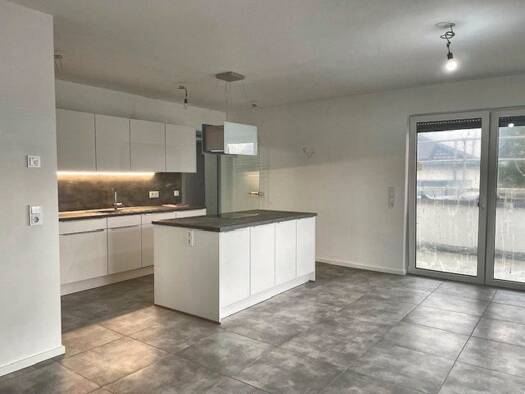 Wohnung zur Miete 1.250 € 3,5 Zimmer 97 m² Geschoss 1/2 frei ab 01.01.2027 Stadtmitte Völklingen 66333
