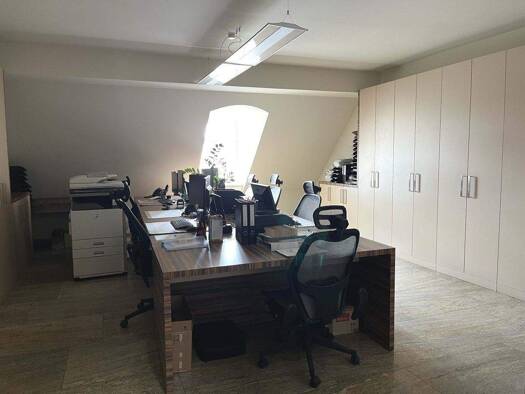 Bürofläche zur Miete provisionsfrei 377 € 1 Zimmer 37,7 m² Bürofläche teilbar ab 37,7 m² Innere Altstadt Dresden 01067