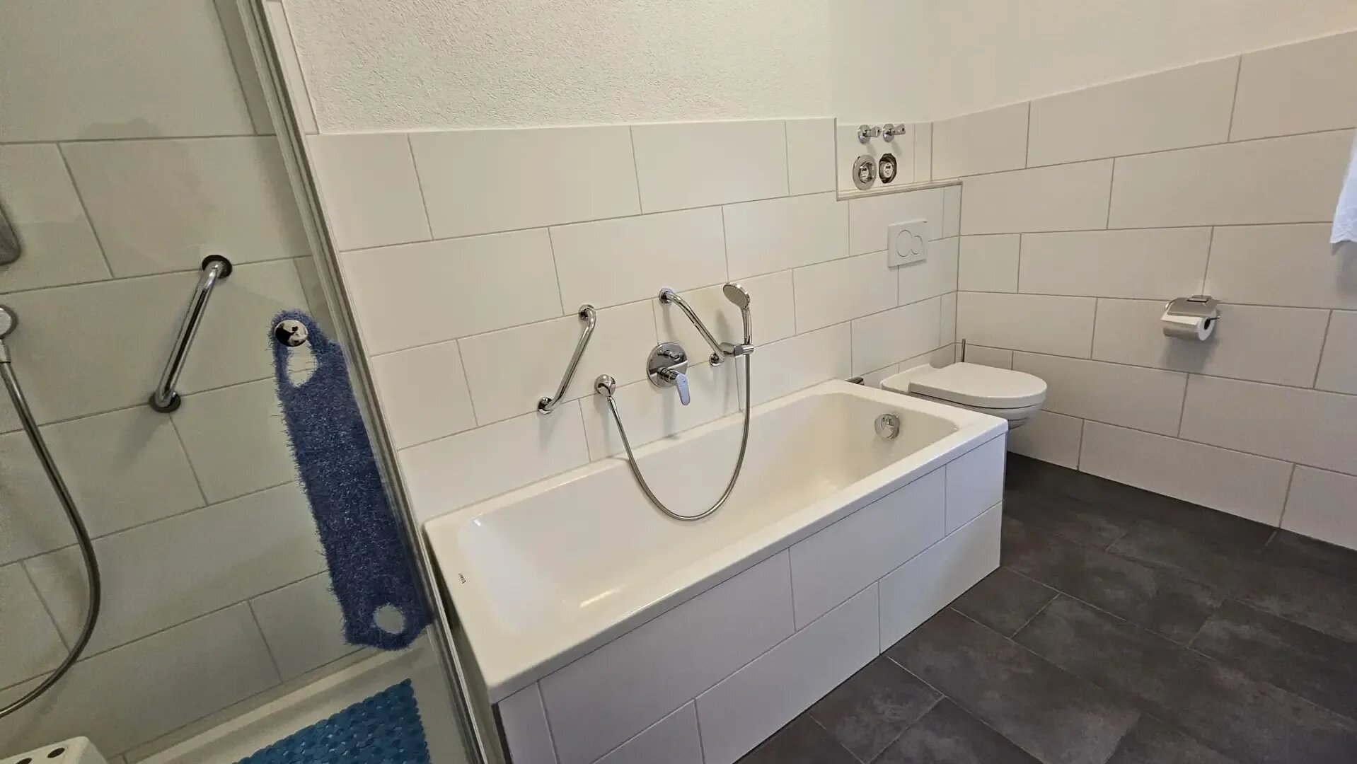 Wohnung zur Miete 700 € 2,5 Zimmer 60 m²<br/>Wohnfläche ab sofort<br/>Verfügbarkeit Ludwigstraße Mettingen - Ost Esslingen am Neckar 73733