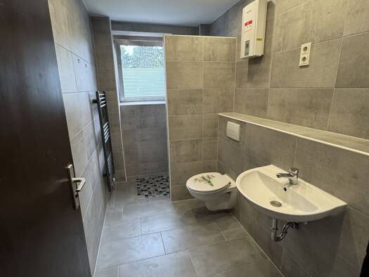Wohnung zur Miete 850 € 4 Zimmer 85 m² Geschoss 1/3 frei ab sofort Saarbrücker Straße 106 Brebach-Fechingen Saarbrücken 66130