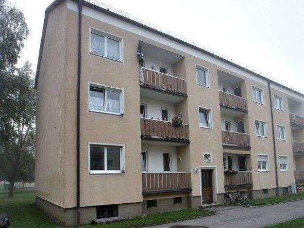 Wohnung zur Miete 633 € 3 Zimmer 60,3 m² 2. Geschoss frei ab 17.10.2025 Schillerstr. 34 Mühldorf 84453