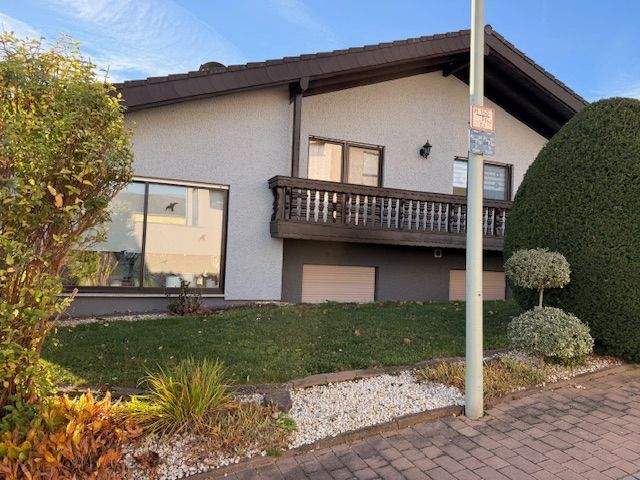 Immobilie in Biebelnheim - Charmanter Bungalow in ruhiger Lage - einziehen und wohlfühlen - Bild 2