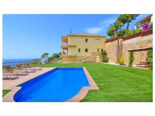Haus zum Kauf 911.000 € 191 m² 1.010 m² Grundstück Tossa de Mar 17320