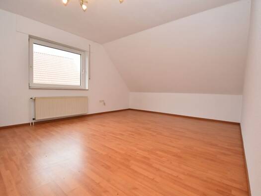 Wohnung zur Miete 650 € 4 Zimmer 89 m² Markhausen Friesoythe / Markhausen 26169