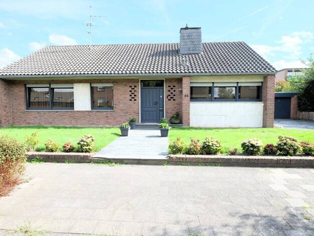 Bungalow zum Kauf 459.000 € 4 Zimmer 119,5 m² 865 m² Grundstück Materborn Kleve 47533