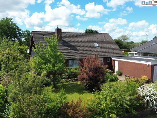 Einfamilienhaus zum Kauf 349.000 € 6 Zimmer 175 m² 1.078 m² Grundstück Süderlügum 25923