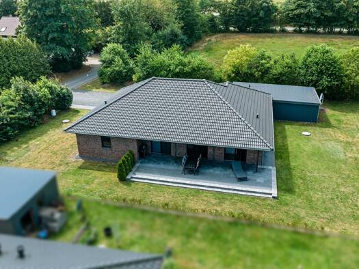 Bungalow zum Kauf 550.000 € 5 Zimmer 165 m² 1.209 m² Grundstück Böxlund 24994