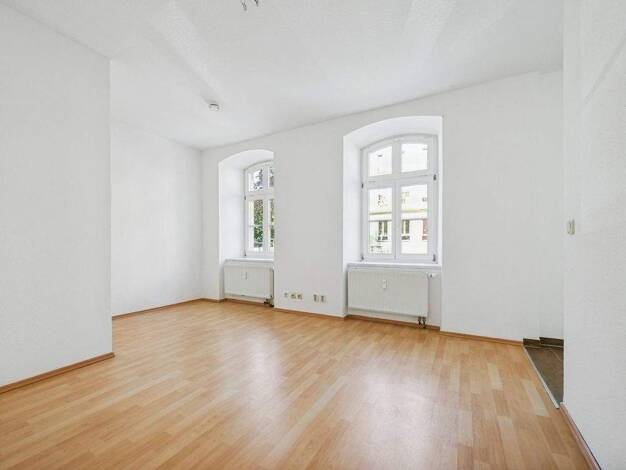 Wohnung zur Miete 180 € 1 Zimmer 30 m² EG Neustadt 01844