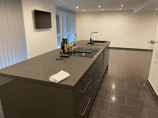 Wohnung zur Miete 2.000 € 5 Zimmer 300 m² Geschoss 1/1 frei ab 01.01.2027 Wolfhagen Wolfhagen 34466