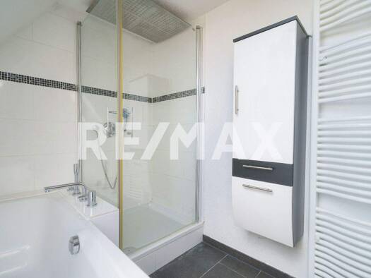 Haus zum Kauf 225.000 € 5 Zimmer 114,4 m² frei ab sofort Schwenningen Villingen-Schwenningen 78054