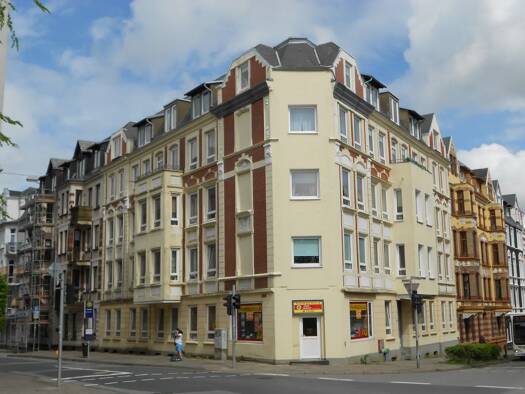Wohnung zur Miete 1.000 € 4 Zimmer 131 m² Geschoss 2/4 frei ab sofort Dorotheenstraße 46 Westliche Höhe Flensburg 24939