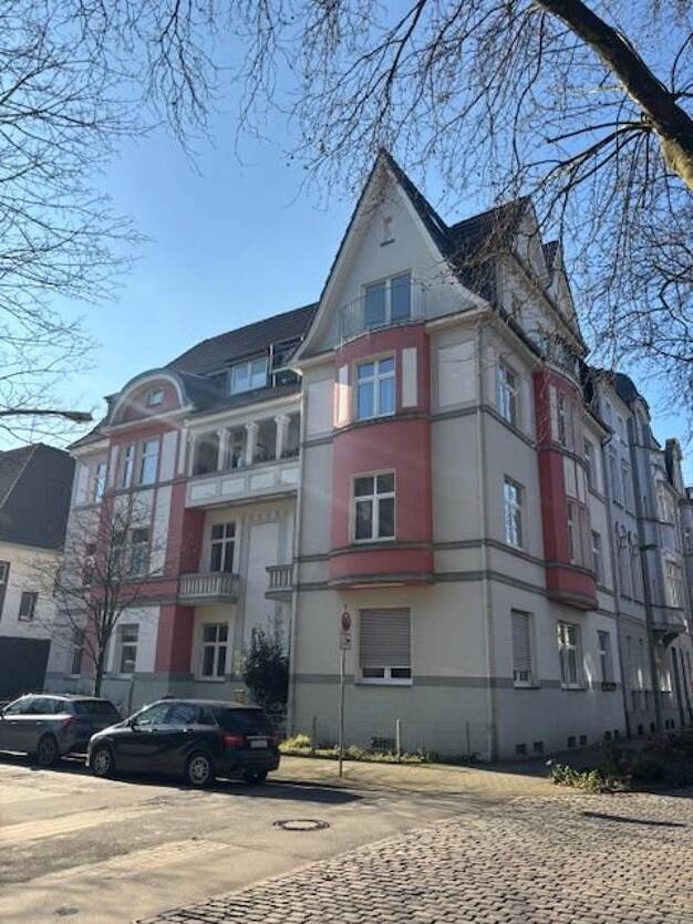 Maisonette zur Miete 890 € 2 Zimmer 137 m² Dachgeschoss, Geschoss 3/3 frei ab sofort Prinz-Albrecht-Str. 23 Duissern Duisburg 47058