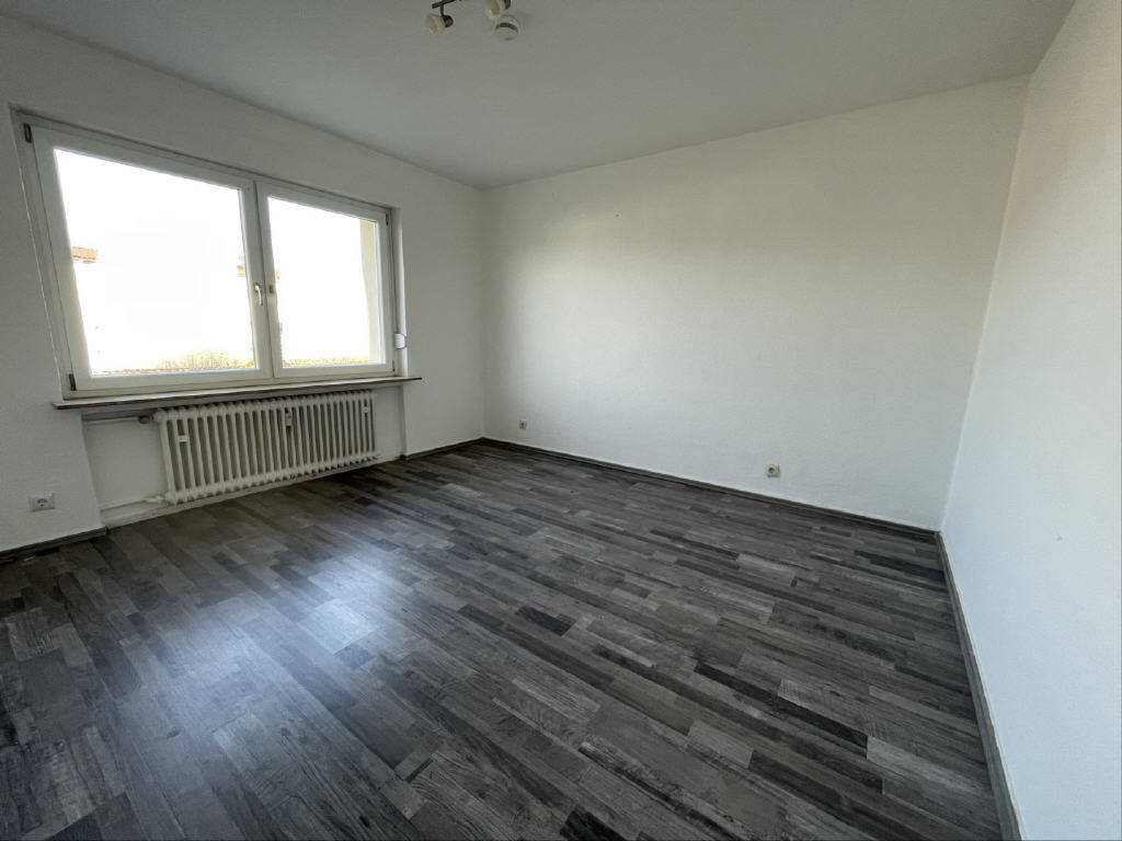 Immobilie in Wolfhagen - Geräumiges Zweifamilienhaus mit zwei Wohneinheiten in Wolfhagen! - Bild 1