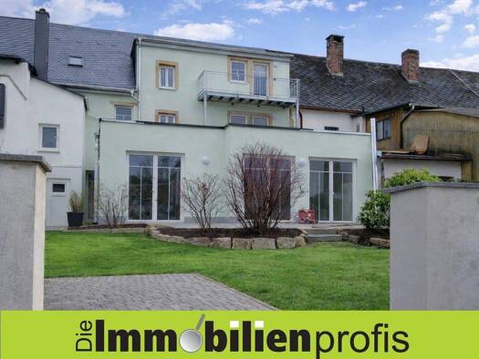 Wohnung zur Miete 1.240 € 4 Zimmer 145 m² EG frei ab 01.04.2026 Pfarrstraße 6 Rehau 95111