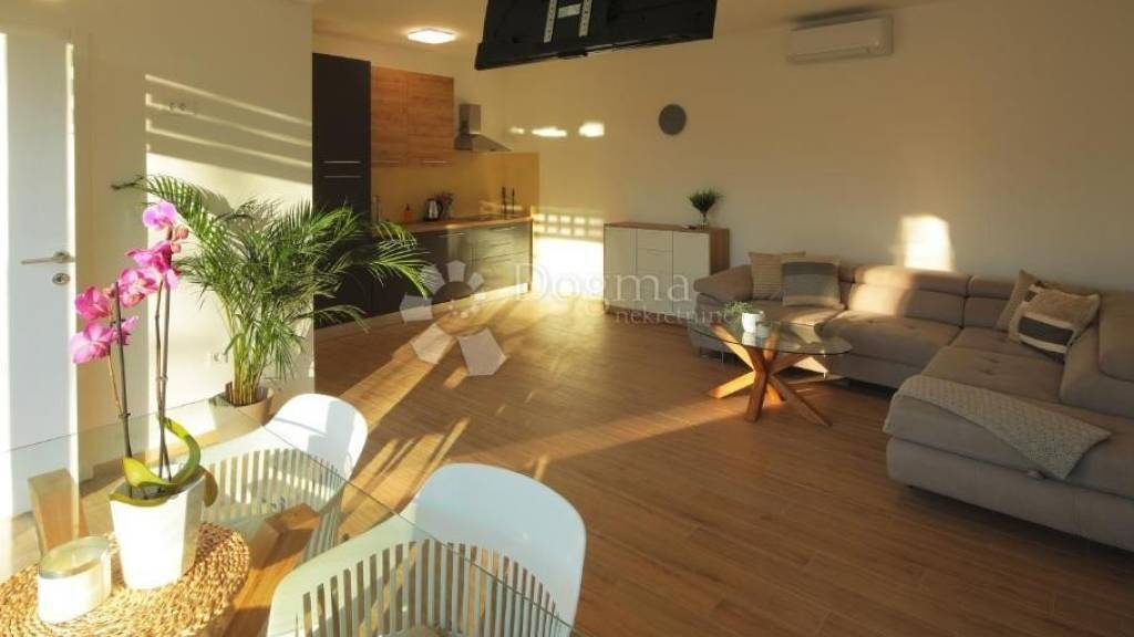 Haus zum Kauf 420.000 € 12 Zimmer 370 m² Bilje