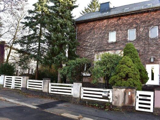 Villa zum Kauf 349.000 € 5 Zimmer 180 m² 870 m² Grundstück Chemnitz / Bernsdorf 09126