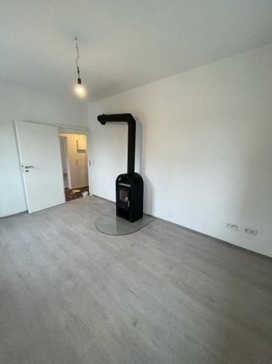 Wohnung zur Miete 275 € 2 Zimmer 50 m²<br/>Wohnfläche EG<br/>Geschoss Frömmstedter Straße 15 Bilzingsleben 06578