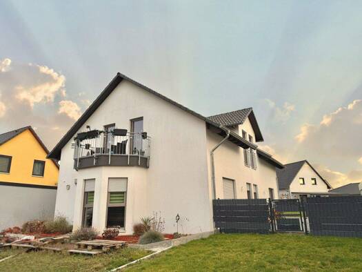 Einfamilienhaus zum Kauf 389.000 € 6 Zimmer 210 m² 593 m² Grundstück Westewitz Petersberg 06193