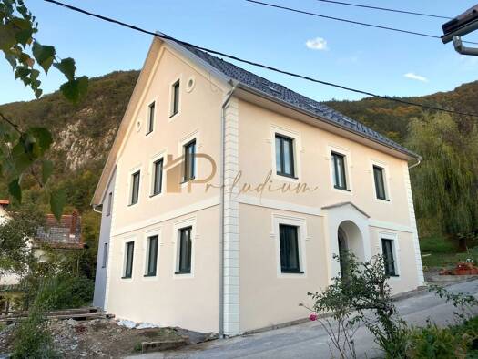 Einfamilienhaus zum Kauf 310.000 € 5 Zimmer 1.800 m² Grundstück Brod Moravice 51312