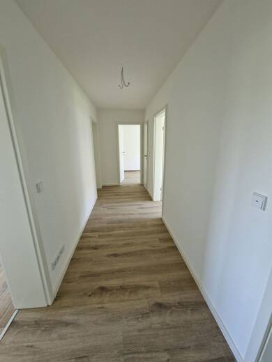 Wohnung zur Miete 670 € 3 Zimmer 70 m² 2. Geschoss frei ab sofort Ochsenfurt Ochsenfurt 97199