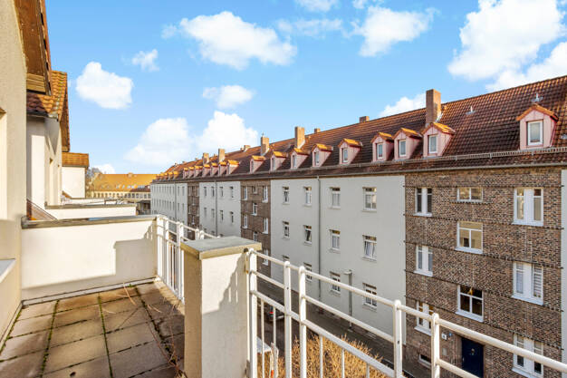 Wohnung zur Miete 295 € 1 Zimmer 38 m² Dachgeschoss Otto-Bruder-Straße 11 Ortslage Ammendorf / Beesen Halle (Saale) / Ammendorf 06132
