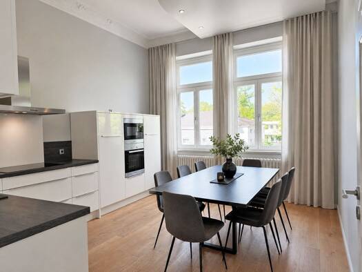 Wohnung zur Miete 1.090 € 2 Zimmer 105 m² 2 Geschosse frei ab sofort Innenstadt Bad Oeynhausen 32545