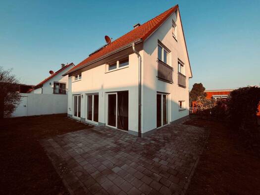 Einfamilienhaus zum Kauf 630.000 € 5 Zimmer 126,4 m² 316 m² Grundstück Tegernheim 93105