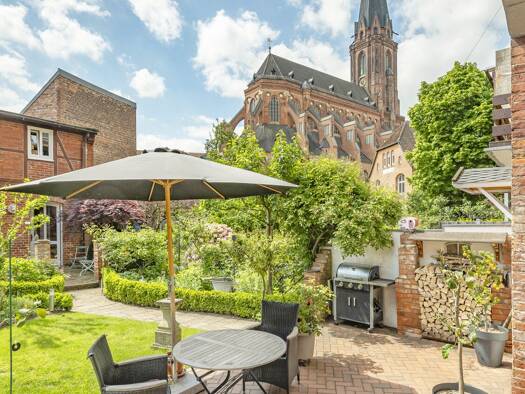 Stadthaus zum Kauf 1.290.000 € 9 Zimmer 255,8 m² 226 m² Grundstück Altstadt Lüneburg 21335