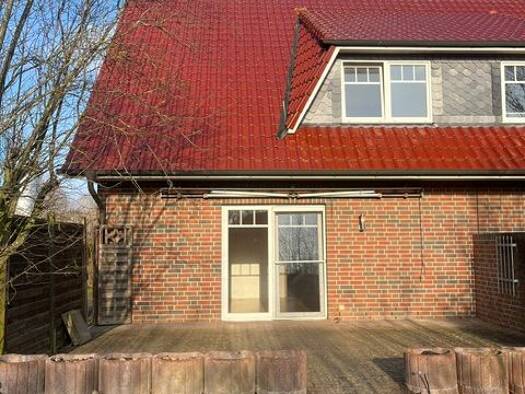 Doppelhaushälfte zur Miete 1.250 € 5 Zimmer 130 m² 250 m² Grundstück frei ab sofort Lüchow 23898