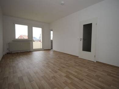 Wohnung zur Miete 251 € 2 Zimmer 46,6 m² EG frei ab sofort Lessingstraße 2 Syrau Rosenbach/Vogtland 08548