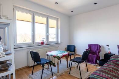 Wohnung zum Kauf 75.000 € 2 Zimmer 40,8 m² Dachgeschoss, 3. Geschoss Mitte Delmenhorst 27749