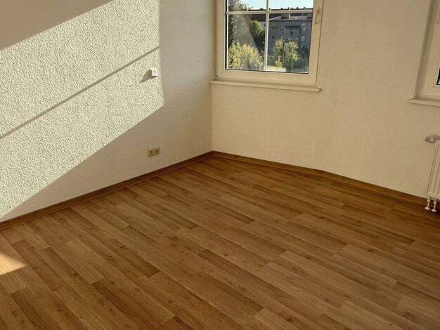 Wohnung zur Miete auf Zeit 375 € 3 Zimmer 76 m² frei ab sofort Bernburger Straße 15 Staßfurt Staßfurt 39418
