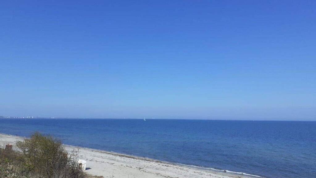 Haus zum Kauf provisionsfrei 330.000 € 3 Zimmer 85 m² 385 m² Grundstück Kraksdorf-Strand Neukirchen Kraksdorf Strand 23779