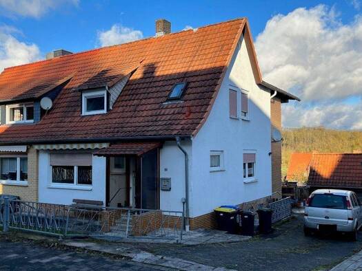 Doppelhaushälfte zum Kauf 69.750 € 6 Zimmer 143,5 m² 610 m² Grundstück Waldkappel Waldkappel 37284