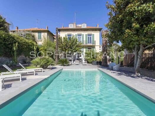 Haus zum Kauf 2.240.000 € 263 m² 647 m² Grundstück Petit Juas Cannes 06400