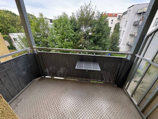 Wohnung zur Miete 380 € 2 Zimmer 63,1 m² 2. Geschoss frei ab sofort Sachsenplatz 7 Innenstadt Gera 07545