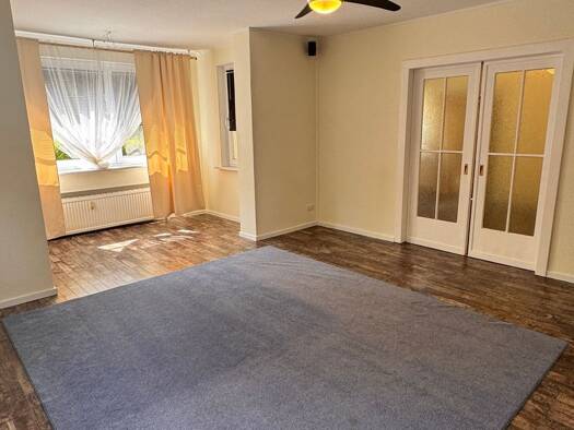 Wohnung zur Miete 860 € 3 Zimmer 86 m² Geschoss 1/3 frei ab sofort Bürgermeister-Peters-Straße 11 Northeim Northeim 37154